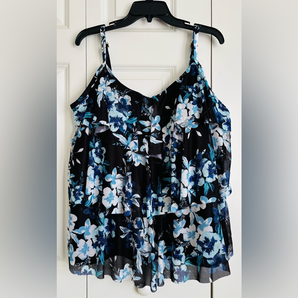 Floral Print Women's Top - Picture 2 of 7